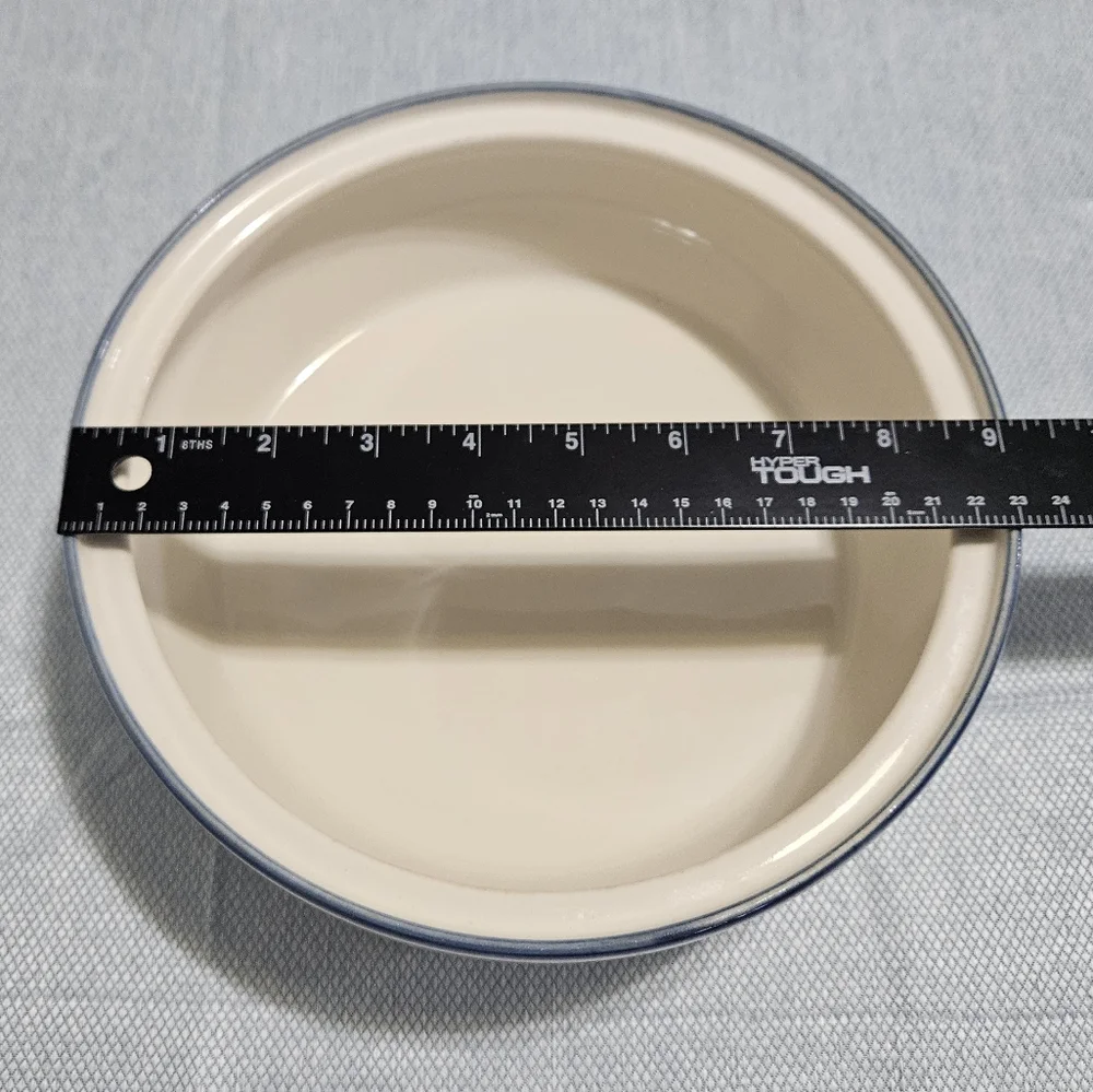 Pfaltzgraff Ocean Breeze Lg. Round Casserole 2 QT Baking Stoneware USA Cream 9